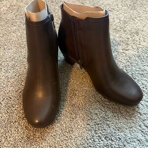 Easy Spirit Dark Brown Ankle Booties